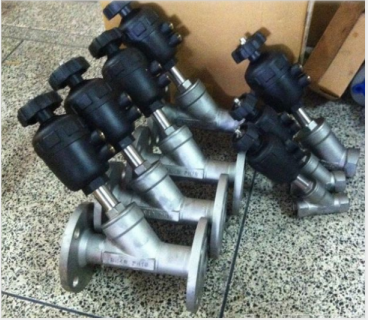 氣動帶手動調節角座閥